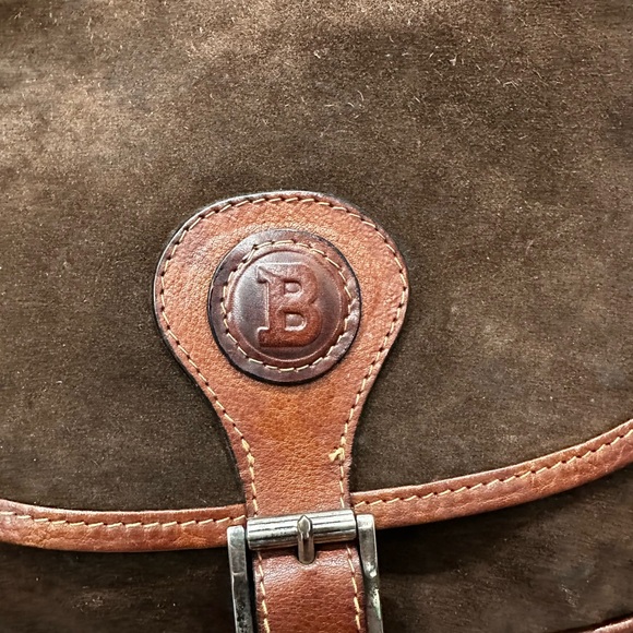 Vintage Bally International Suede Saddle Crossbody – Made in Italy Late 1970s - Picture 6 of 10